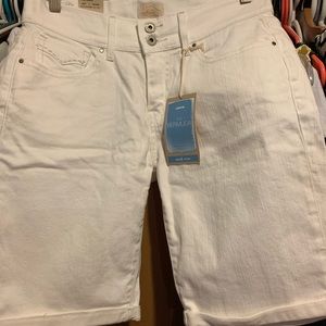 Levi’s 515 Bermuda
